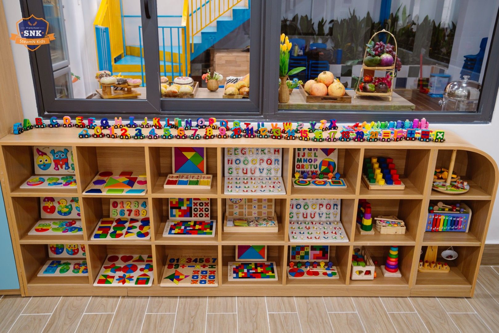 crayons, coloring book, coloring, hand, colors, coloring materials, art materials, school supplies, child, playing, colorful, fun, kid, childhood, kindergarten, preschool, education, preschooler, drawing, creativity, creative, crayons, coloring, child, kindergarten, kindergarten, preschool, preschool, education, education, education, education, drawing, drawing, drawing, drawing, drawing