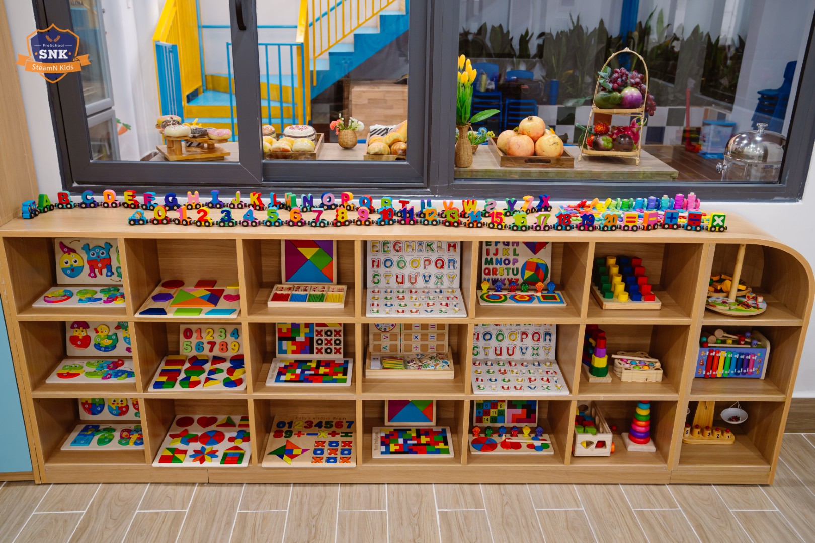 crayons, coloring book, coloring, hand, colors, coloring materials, art materials, school supplies, child, playing, colorful, fun, kid, childhood, kindergarten, preschool, education, preschooler, drawing, creativity, creative, crayons, coloring, child, kindergarten, kindergarten, preschool, preschool, education, education, education, education, drawing, drawing, drawing, drawing, drawing